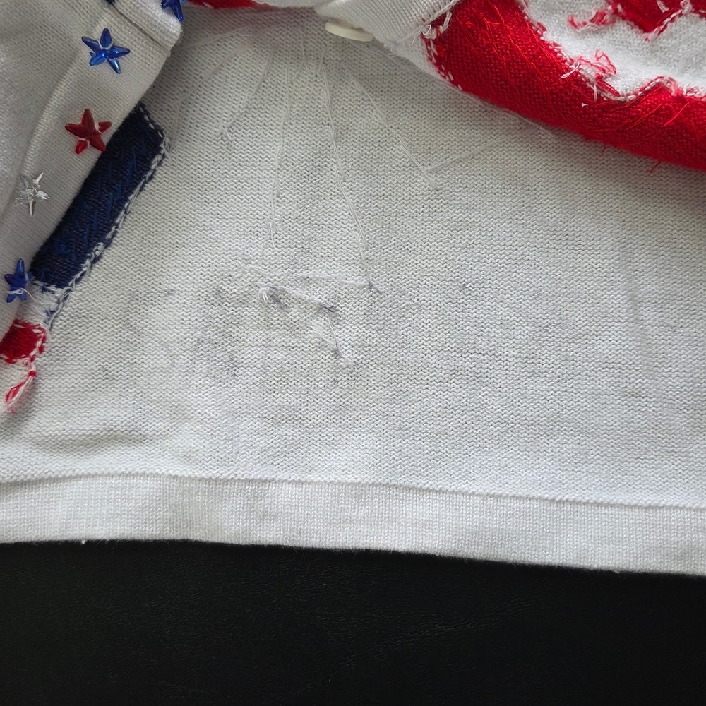 Berek Cardigan Women Size M White Good Patriotic Sequin American Flag Fireworks - Picture 8 of 8